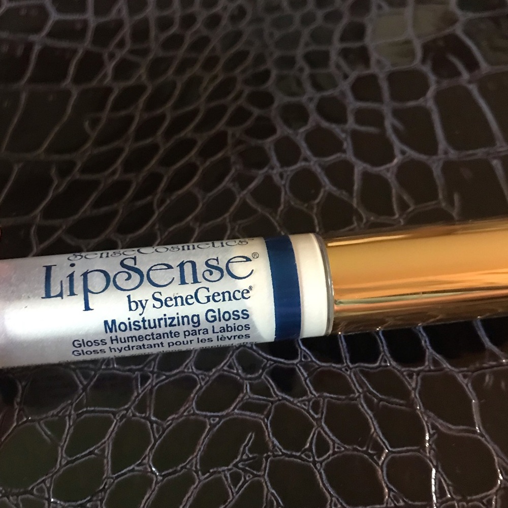 Opal gloss